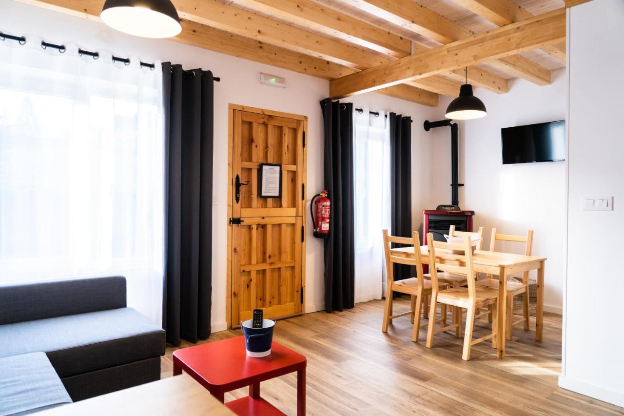 Apartamentos Las Secuoyas La Hayuela エクステリア 写真